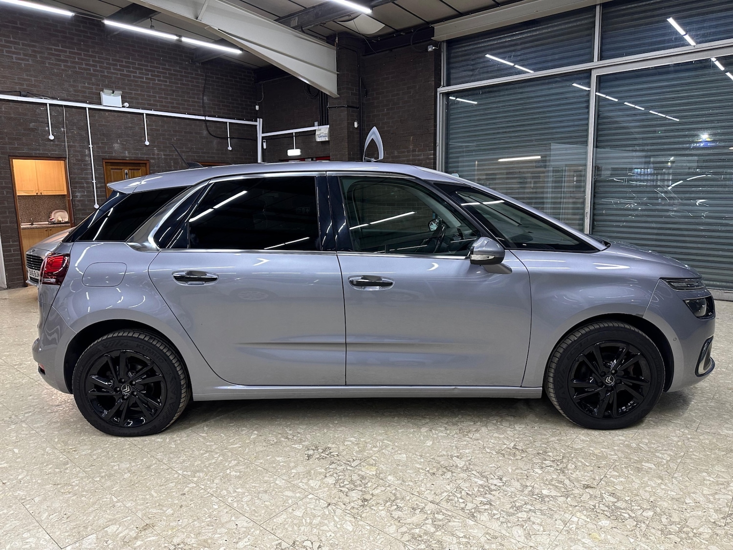 Used Citroen C4 Picasso 2017 for sale - 76421821: Photo 8