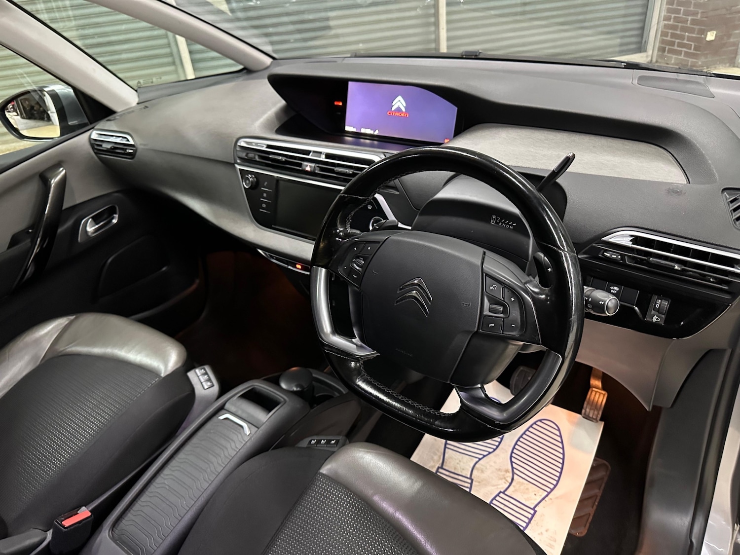 Used Citroen C4 Picasso 2017 for sale - 76421821: Photo 9