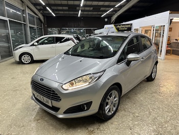 Used Ford Fiesta 2016 for sale - 76421867: Photo