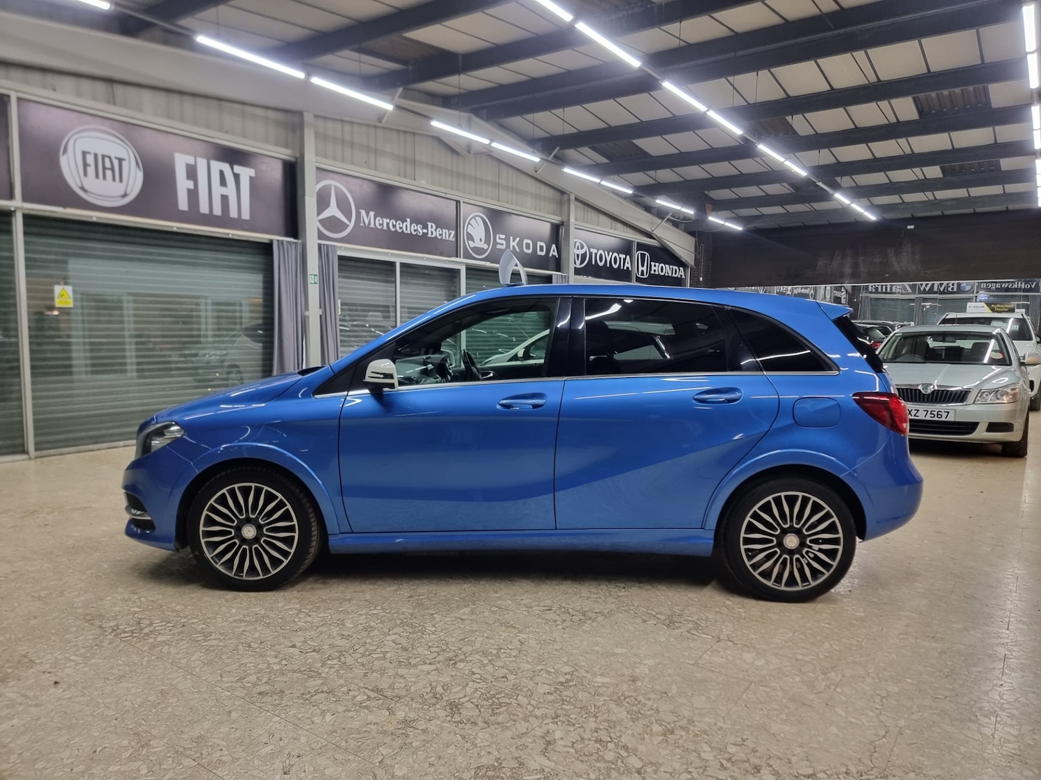 Used Mercedes-Benz B Class 2016 for sale - 76766875: Photo 8