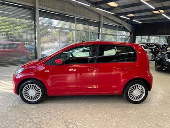 Used Volkswagen up! 2014 for sale - 76101906: Photo