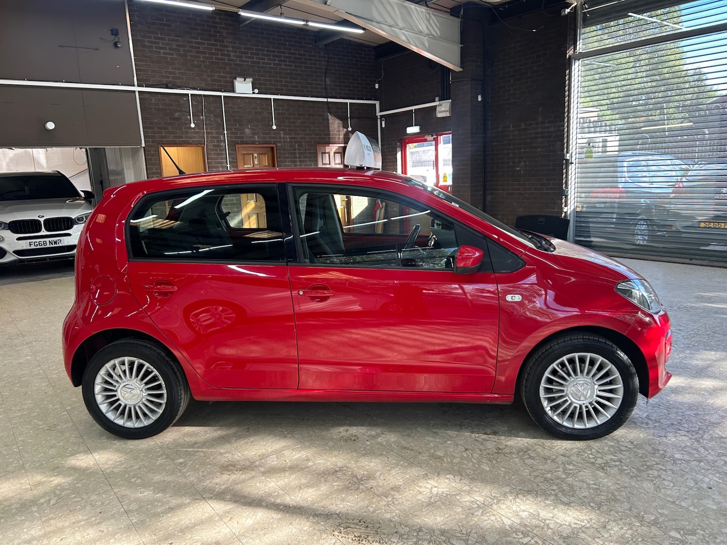 Used Volkswagen up! 2014 for sale - 76101906: Photo 8