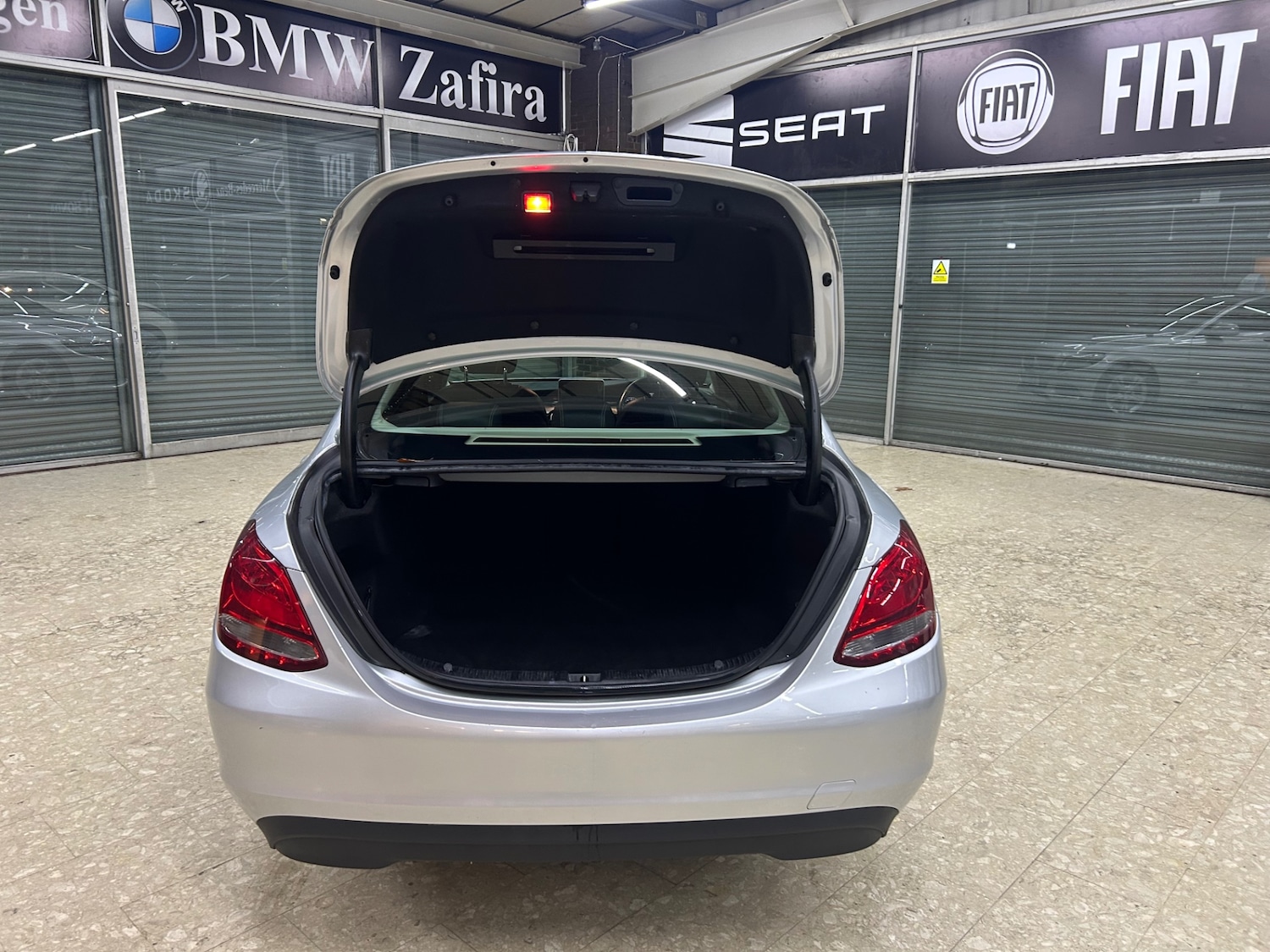 Used Mercedes-Benz C Class 2015 for sale - 76551158: Photo 13