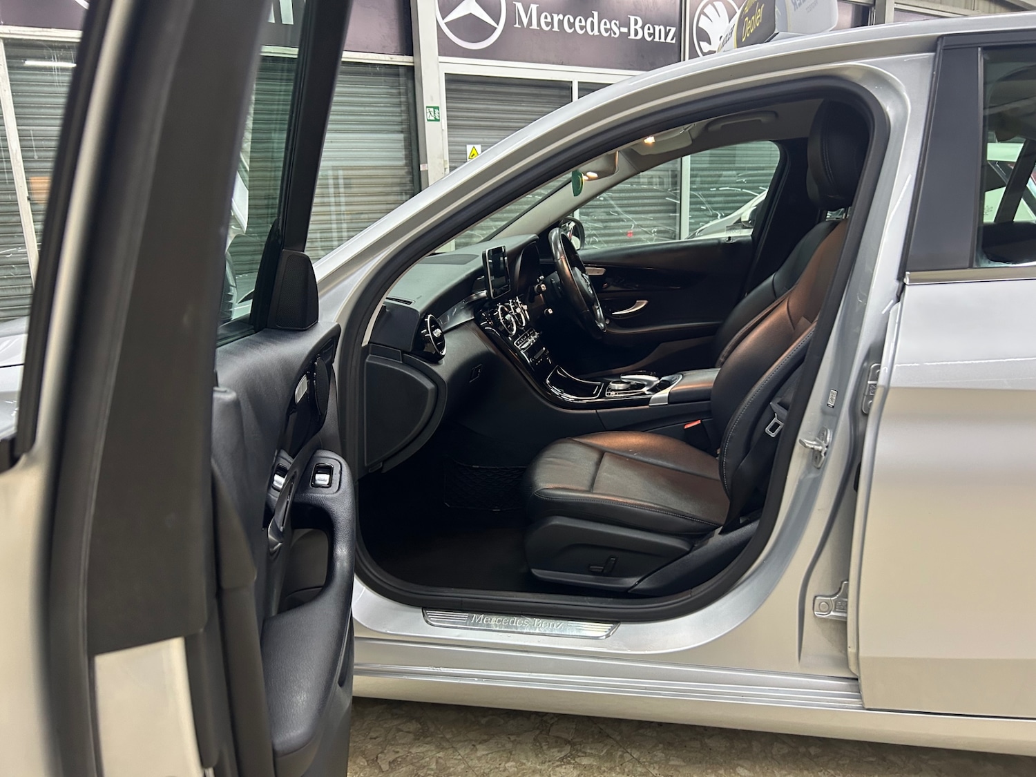 Used Mercedes-Benz C Class 2015 for sale - 76551158: Photo 16