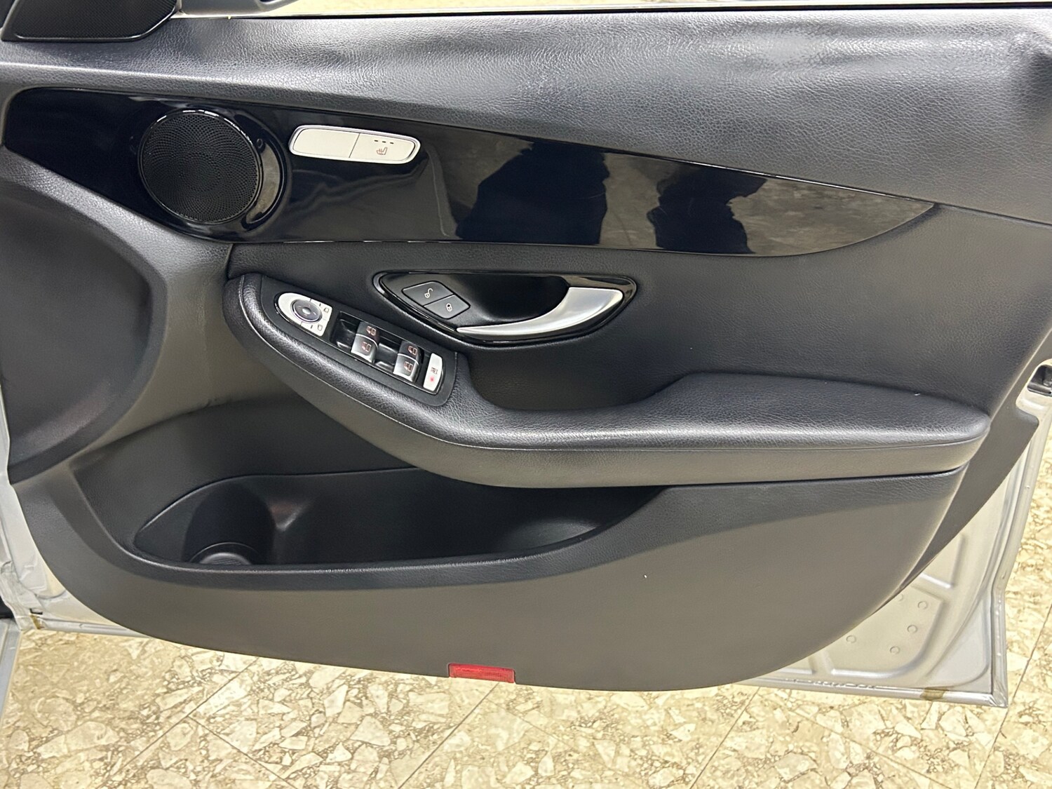 Used Mercedes-Benz C Class 2015 for sale - 76551158: Photo 28