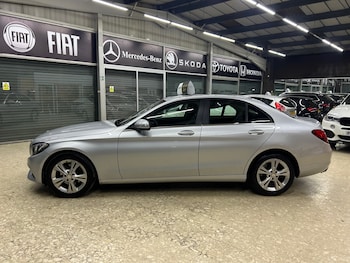Used Mercedes-Benz C Class 2015 for sale - 76551158: Photo