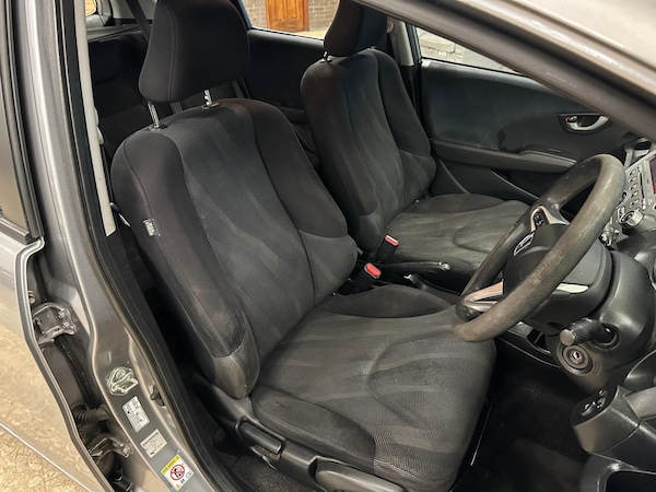 Used Honda Jazz 2009 for sale - 73733640: Photo 13