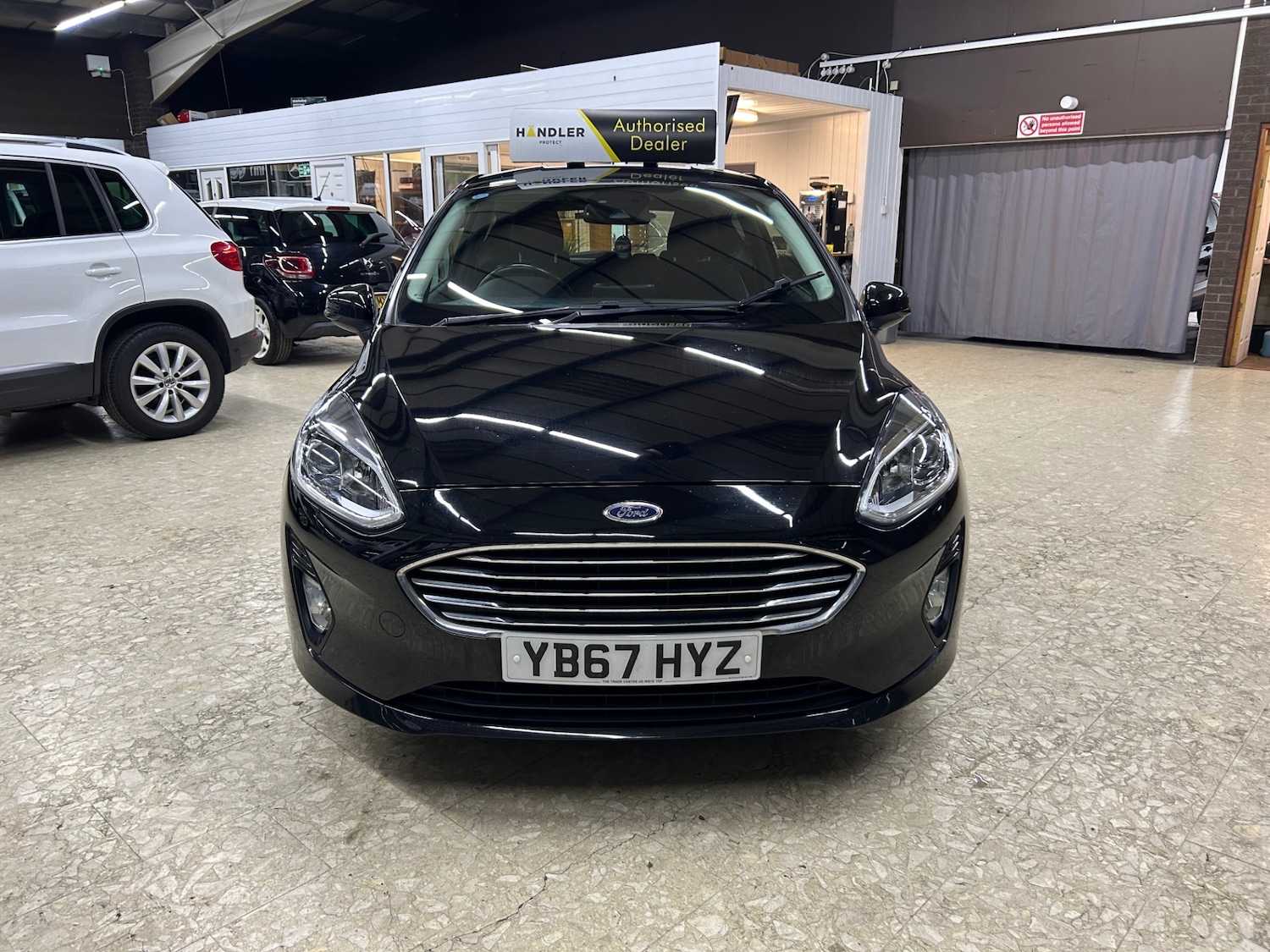 Used Ford Fiesta 2017 for sale - 77079499: Photo 2