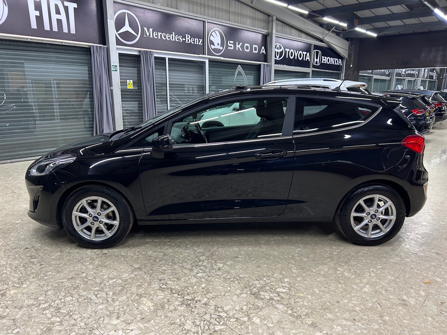 Used Ford Fiesta 2017 for sale - 77079499: Photo 4