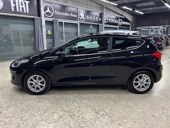 Used Ford Fiesta 2017 for sale - 77079499: Photo