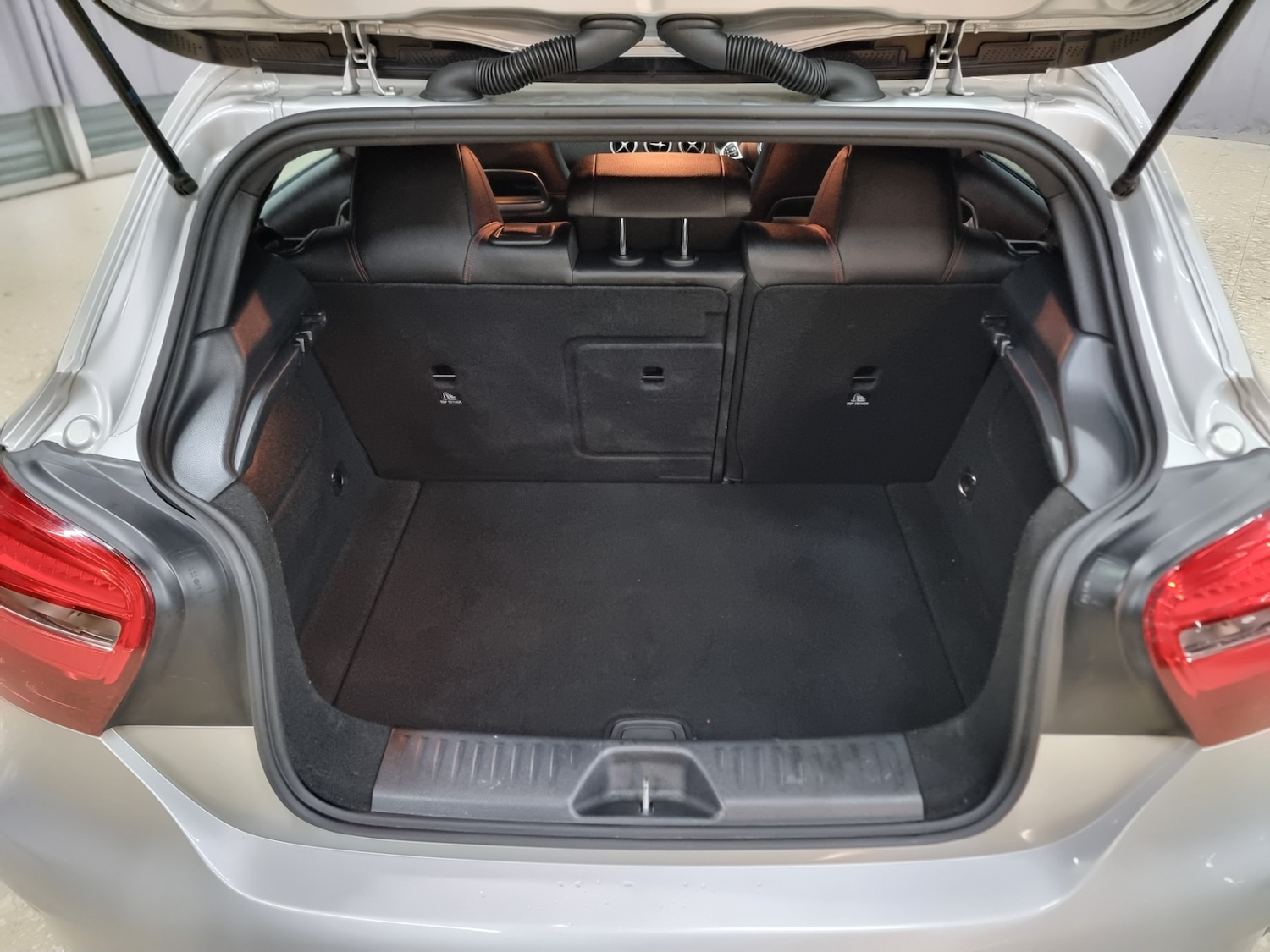 Used Mercedes-Benz A-Class 2018 for sale - 78056847: Photo 11