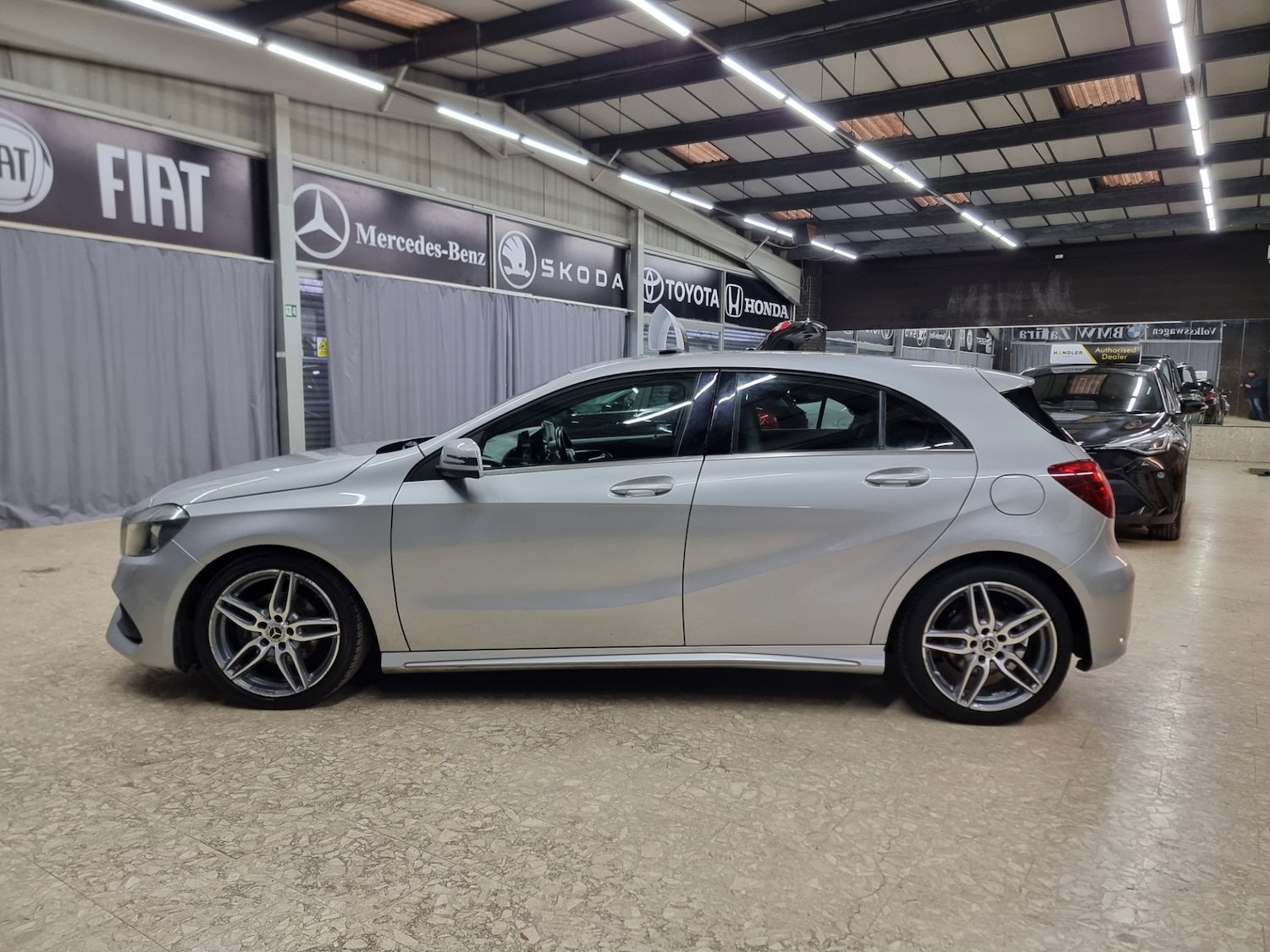 Used Mercedes-Benz A-Class 2018 for sale - 78056847: Photo 8