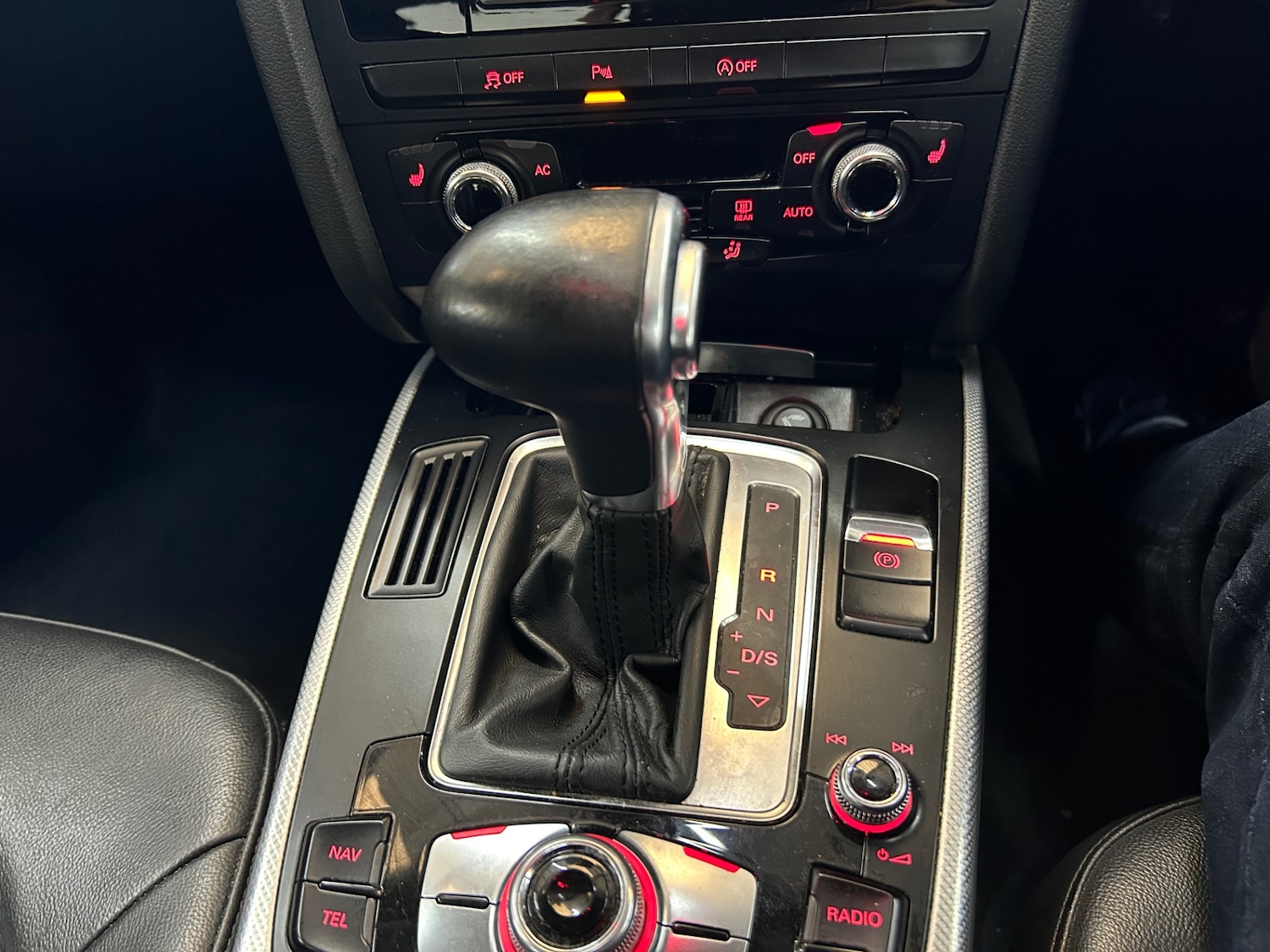 Vehicle 27