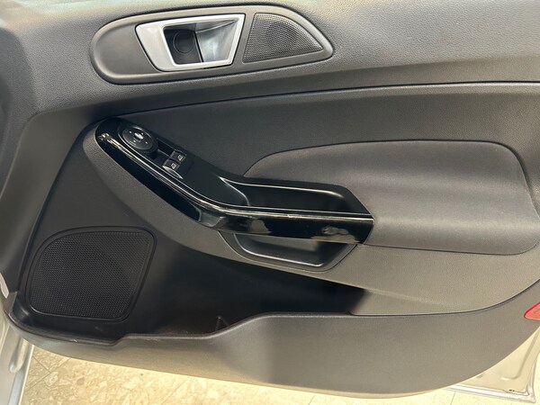 Used Ford Fiesta 2014 for sale - 74694866: Photo 24