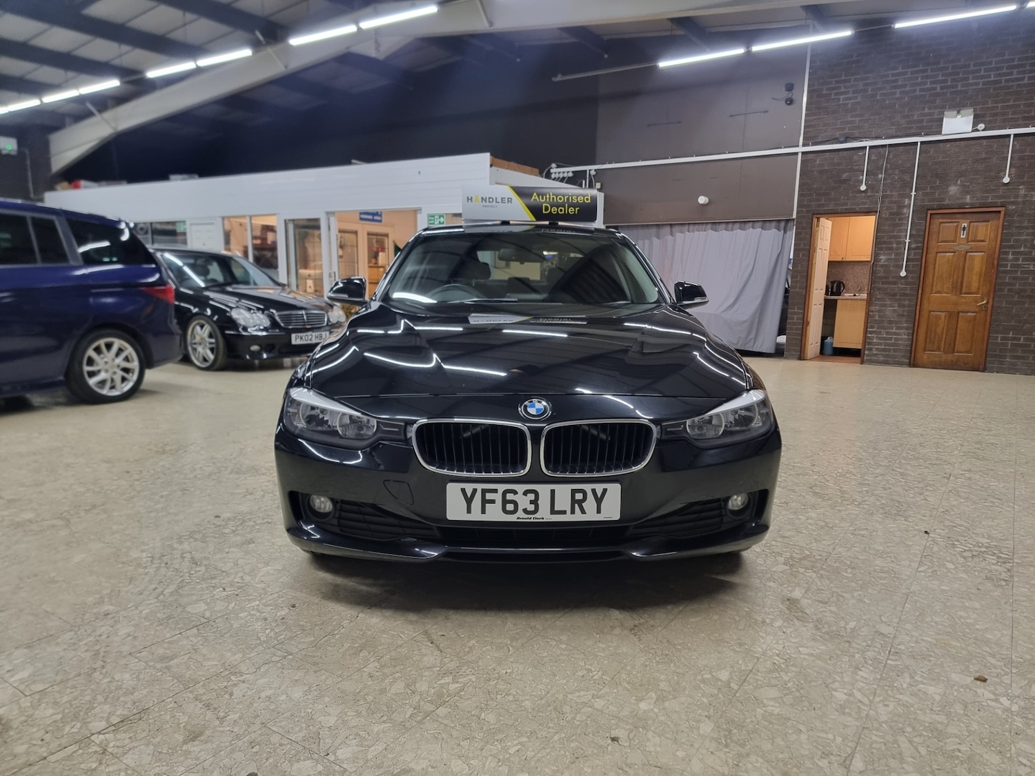 Used BMW 3 Series 2013 for sale - 76918741: Photo 2