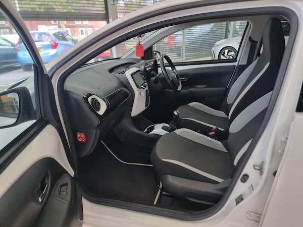 Used Toyota AYGO 2016 for sale - 75699917: Photo 11