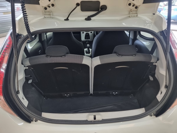 Used Toyota AYGO 2016 for sale - 75699917: Photo 13