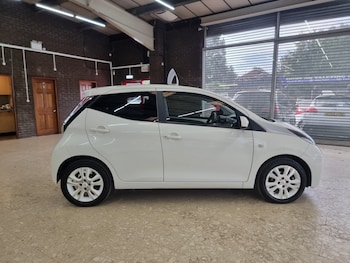 Used Toyota AYGO 2016 for sale - 75699917: Photo