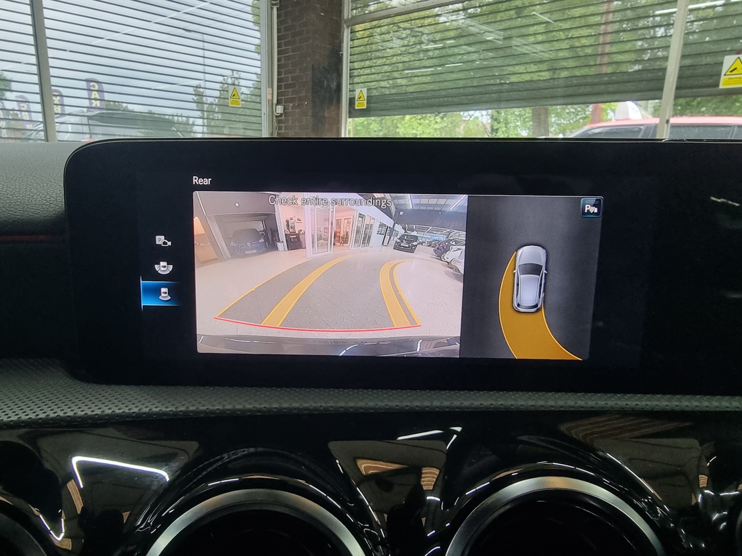 Used Mercedes-Benz A-Class 2020 for sale - 75955623: Photo 24