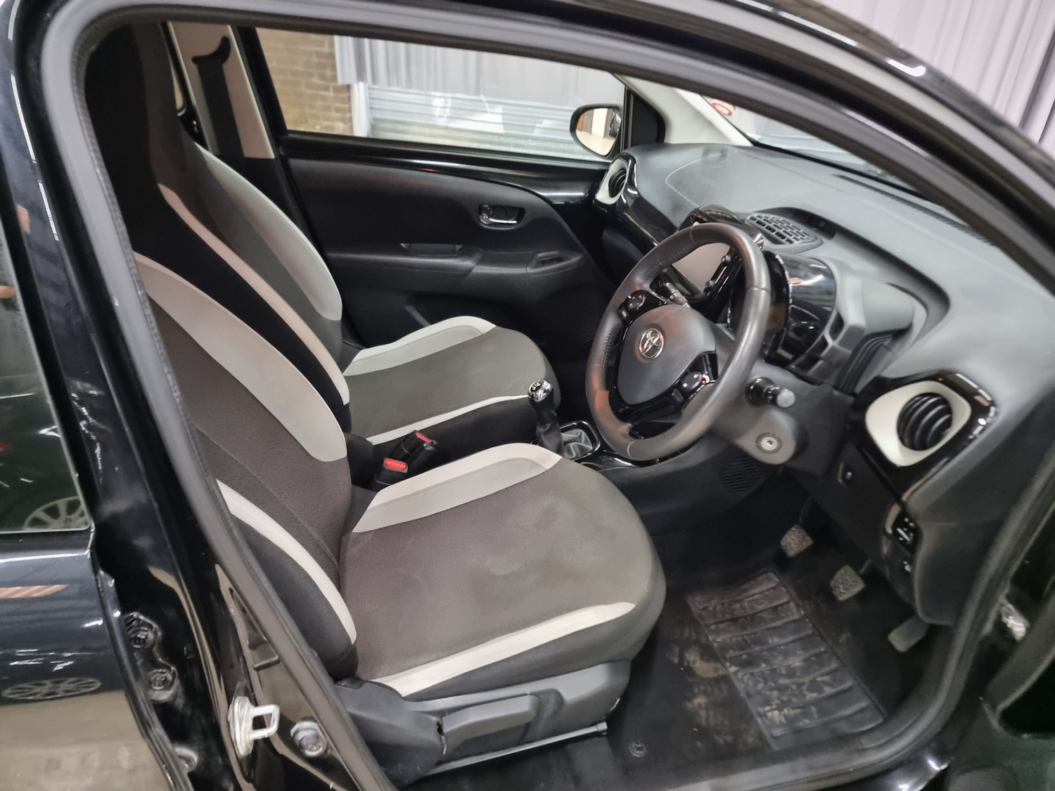 Used Toyota AYGO 2014 for sale - 78039242: Photo 18