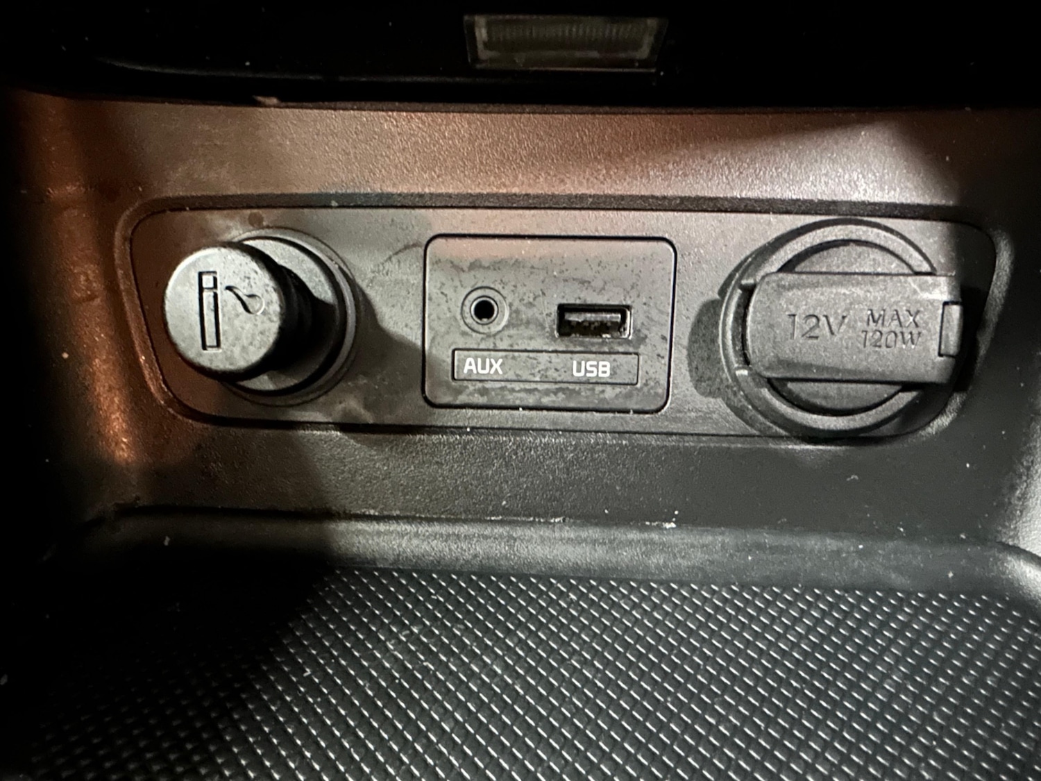 Used Kia Sorento 2014 for sale - 76421827: Photo 29