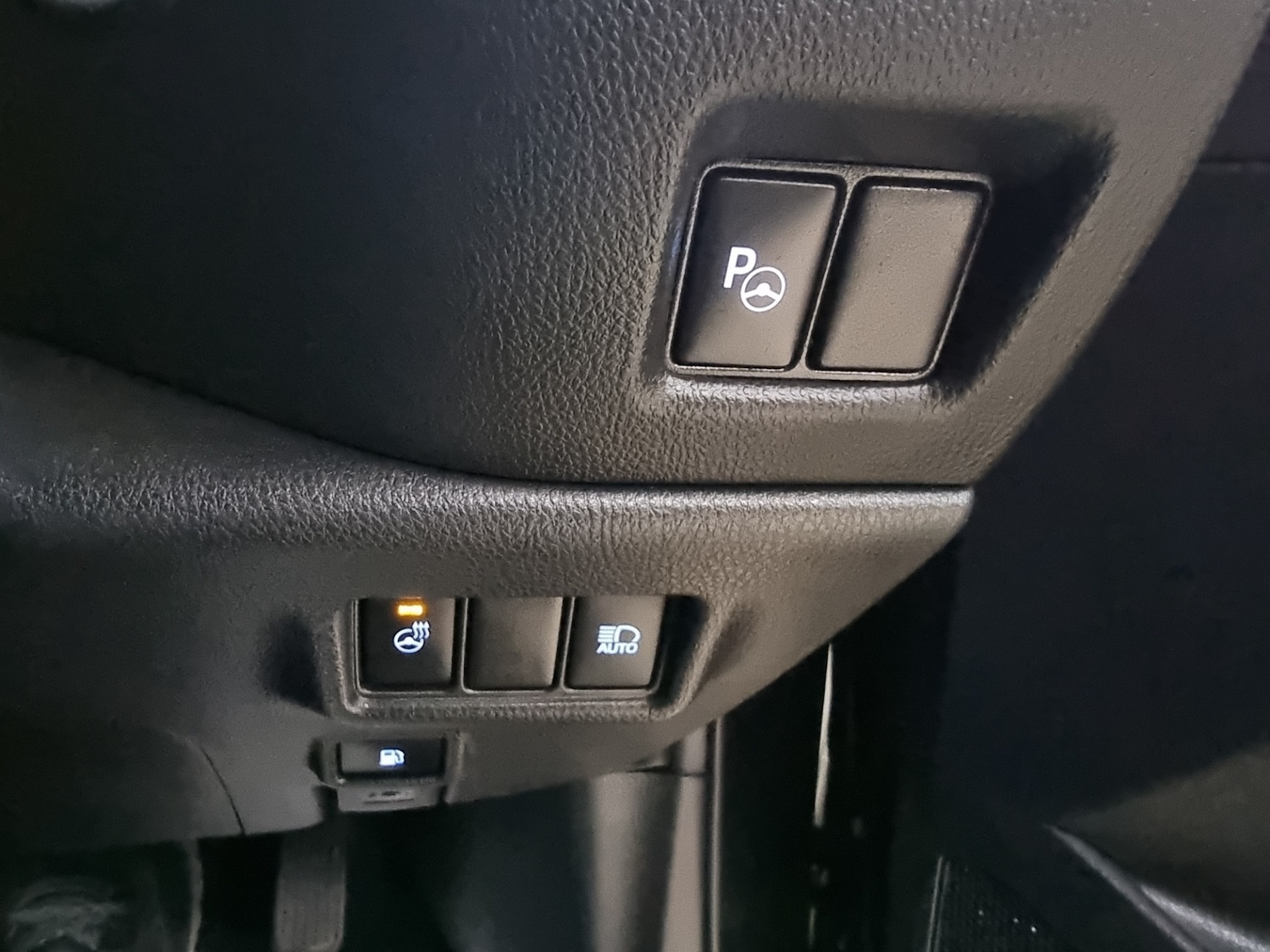 Used Toyota C-HR 2022 for sale - 77459582: Photo 25