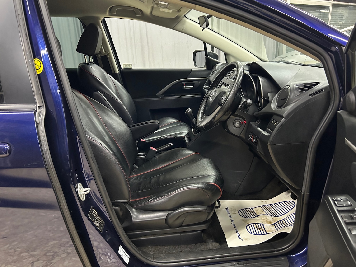 Used Mazda Mazda5 2012 for sale - 76858709: Photo 10