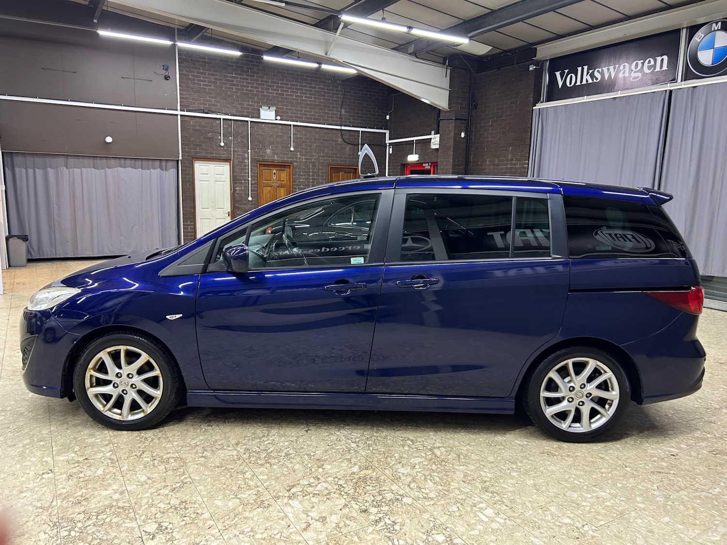 Used Mazda Mazda5 2012 for sale - 76858709: Photo 4