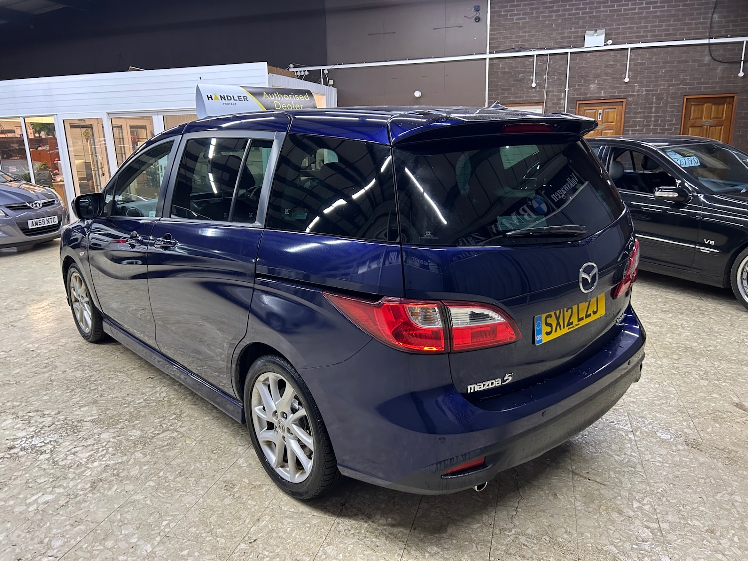 Used Mazda Mazda5 2012 for sale - 76858709: Photo 5