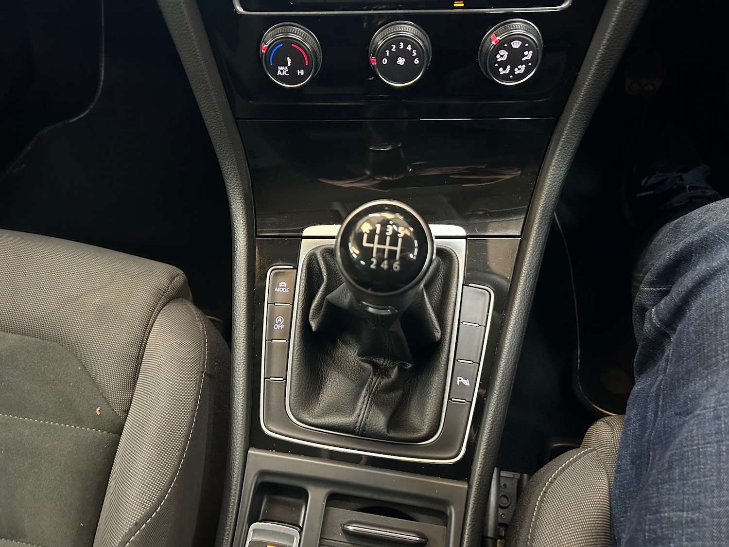 Used Volkswagen Golf 2018 for sale - 76101858: Photo 22