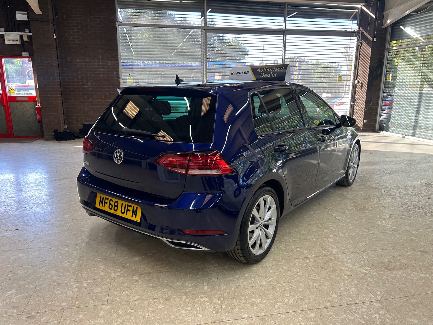 Used Volkswagen Golf 2018 for sale - 76101858: Photo 7