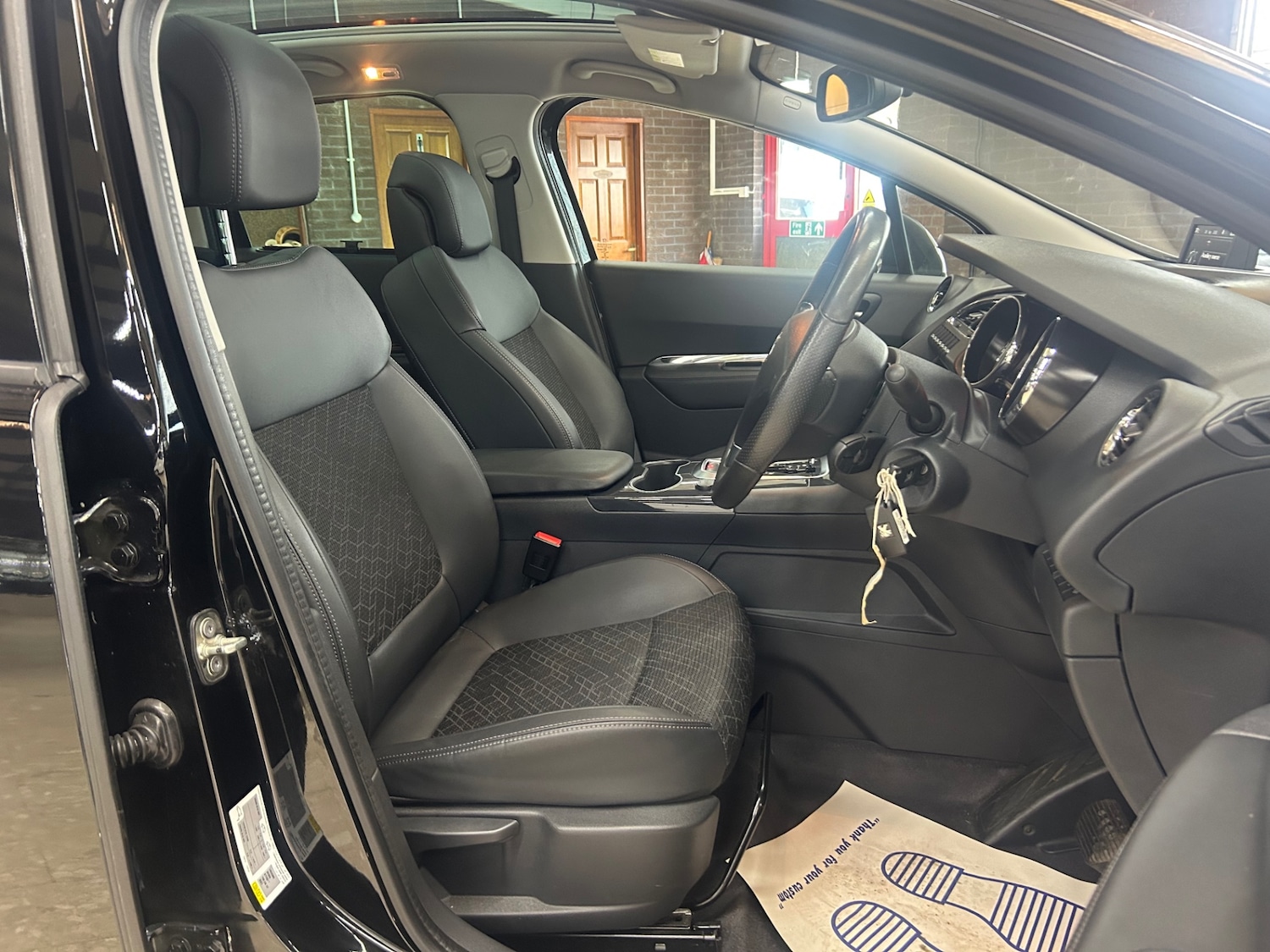 Used Peugeot 3008 2017 for sale - 76101861: Photo 29