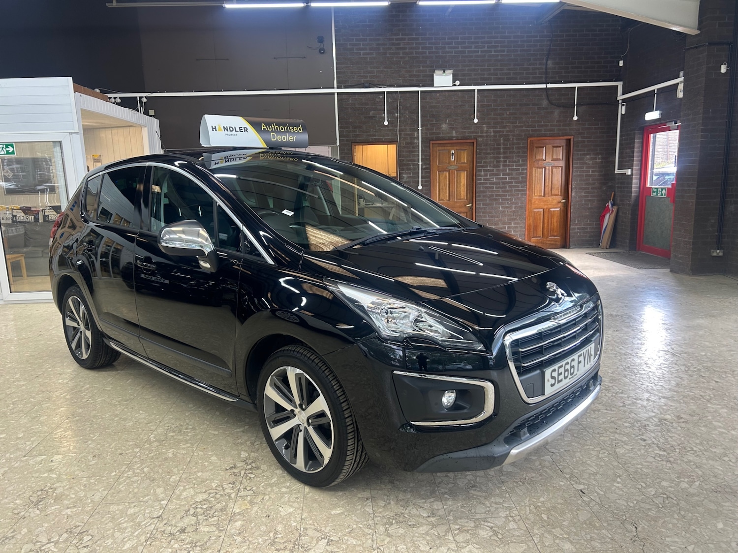 Used Peugeot 3008 2017 for sale - 76101861: Photo 3