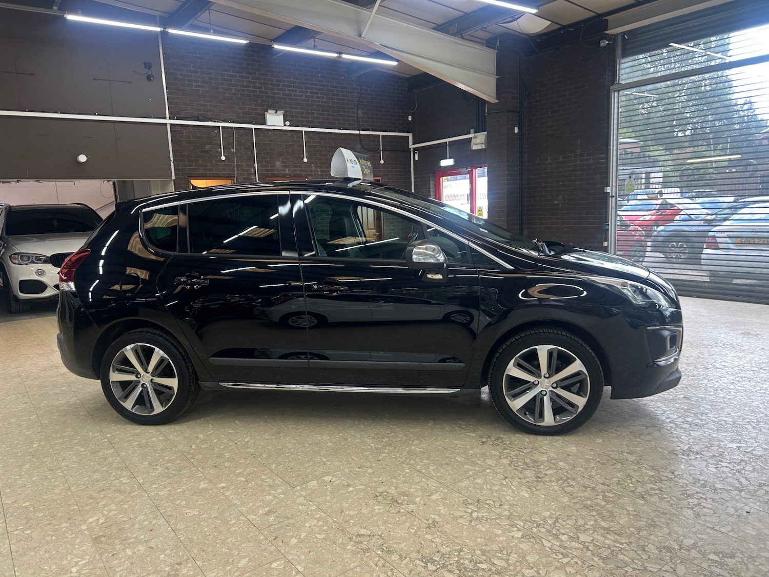 Used Peugeot 3008 2017 for sale - 76101861: Photo 8