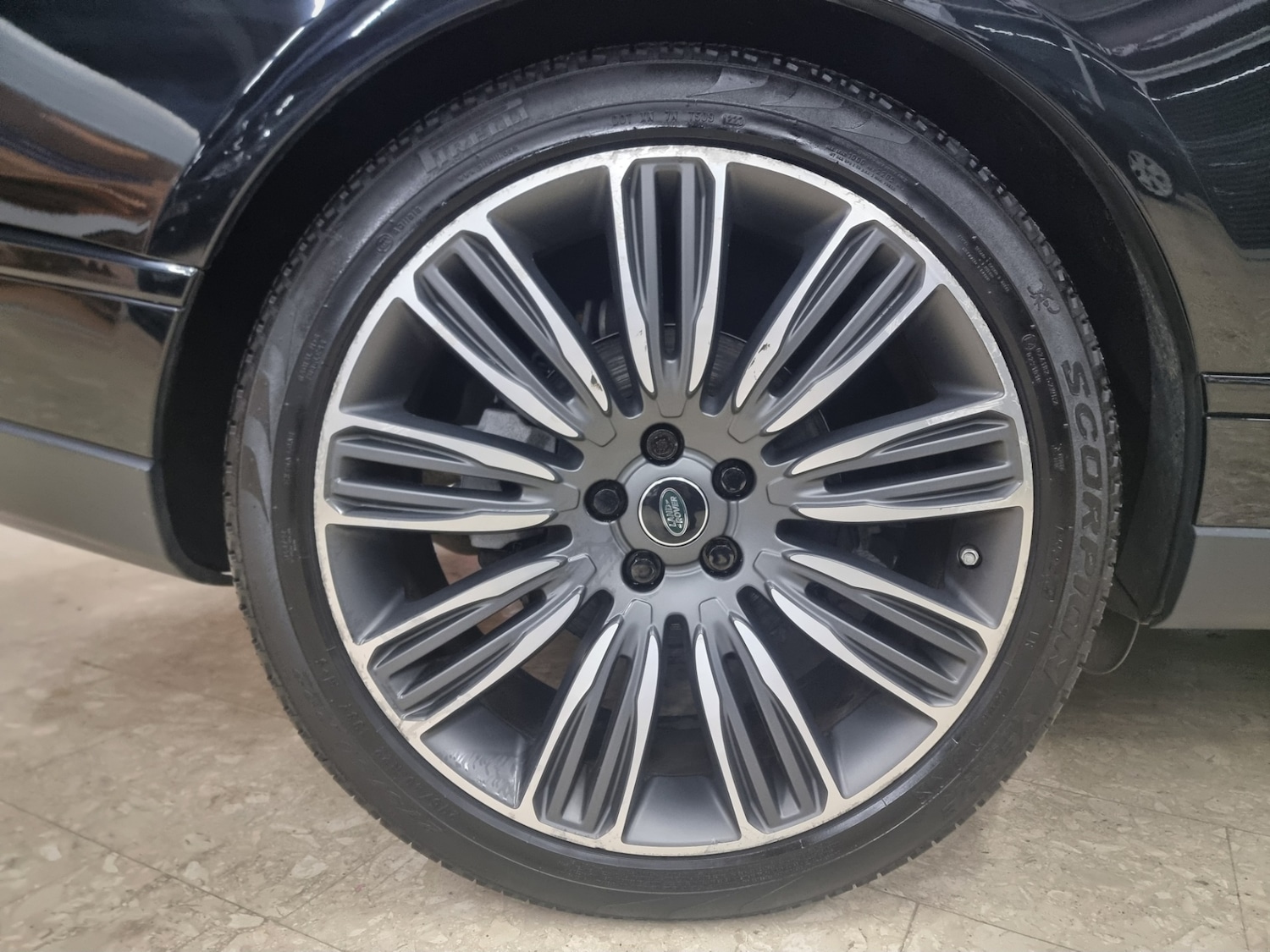 Used Land Rover Range Rover 2019 for sale - 77363549: Photo 17