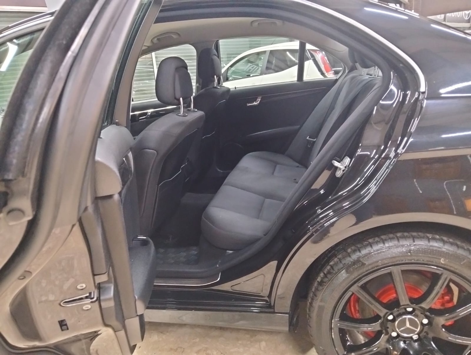 Used Mercedes-Benz C Class 2011 for sale - 76551162: Photo 13