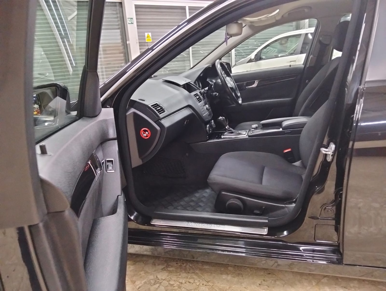 Used Mercedes-Benz C Class 2011 for sale - 76551162: Photo 15