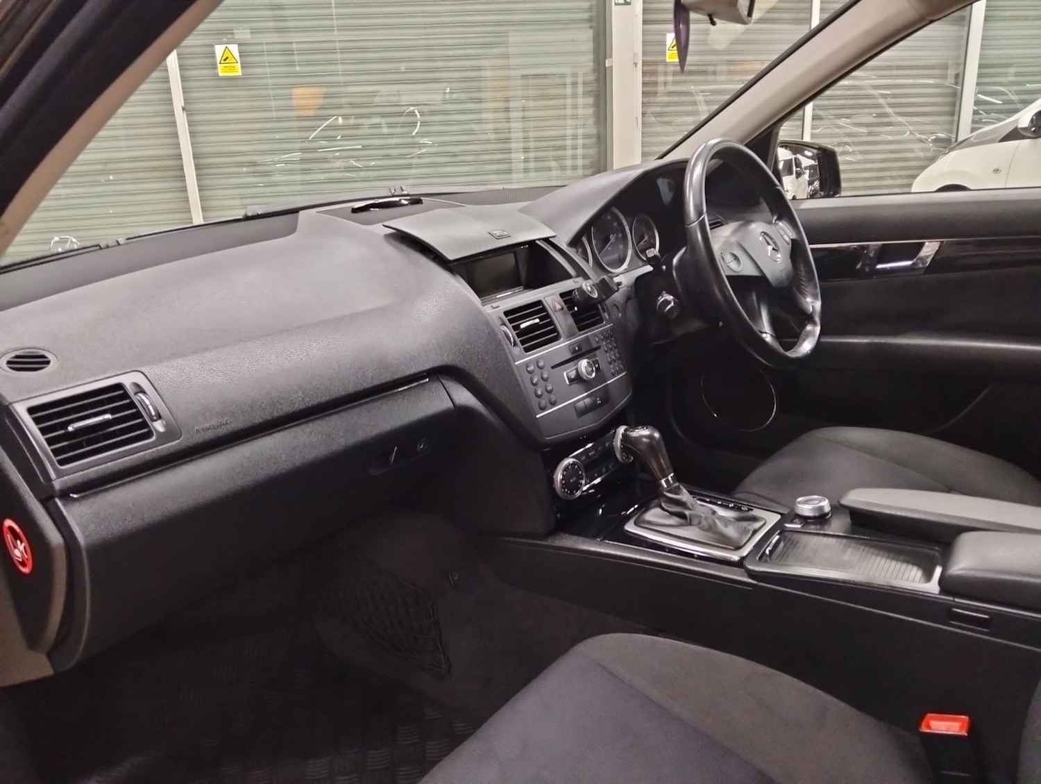 Used Mercedes-Benz C Class 2011 for sale - 76551162: Photo 17