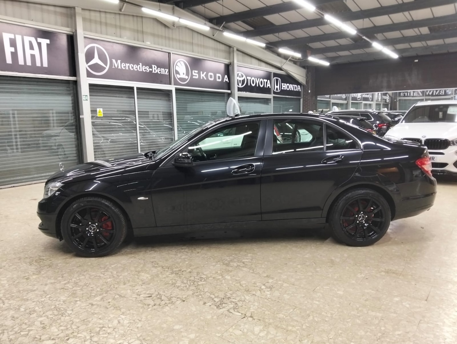 Used Mercedes-Benz C Class 2011 for sale - 76551162: Photo 4