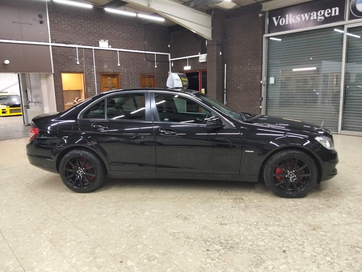 Used Mercedes-Benz C Class 2011 for sale - 76551162: Photo 7