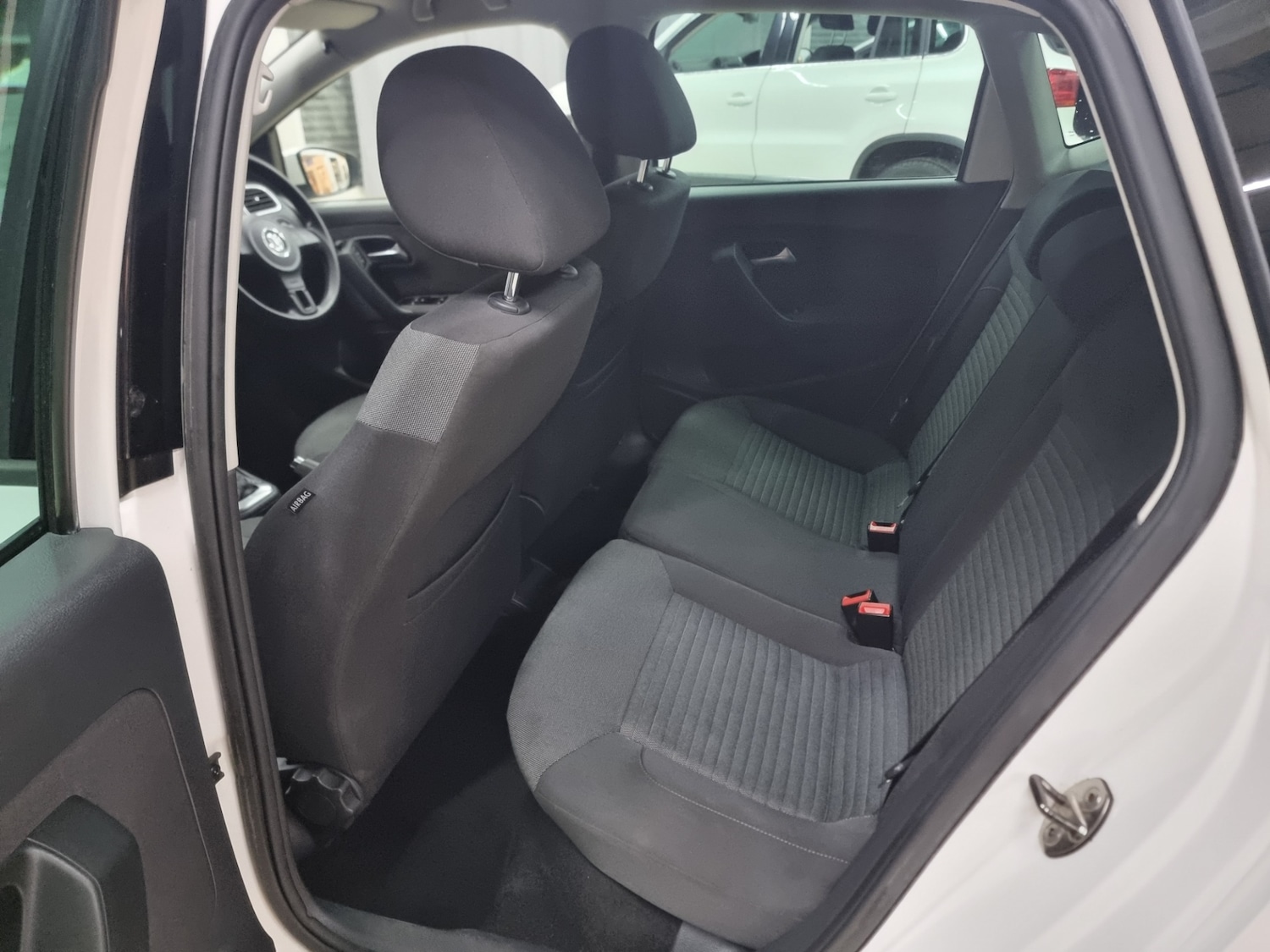 Used Volkswagen Polo 2012 for sale - 76933612: Photo 12