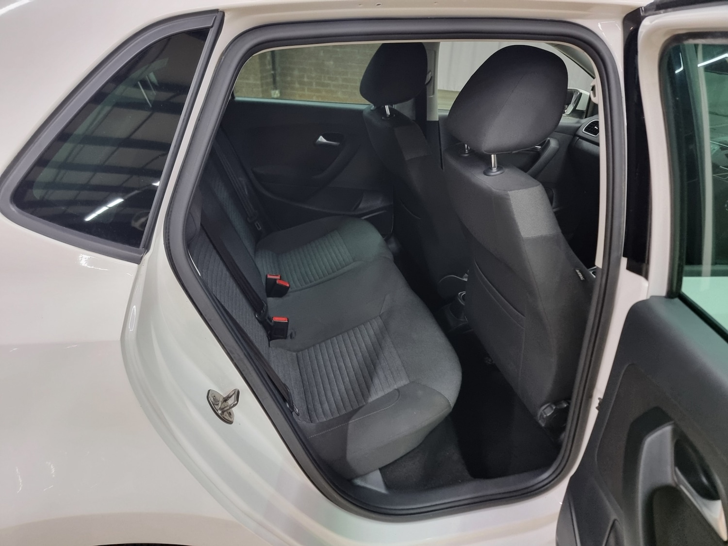 Used Volkswagen Polo 2012 for sale - 76933612: Photo 16