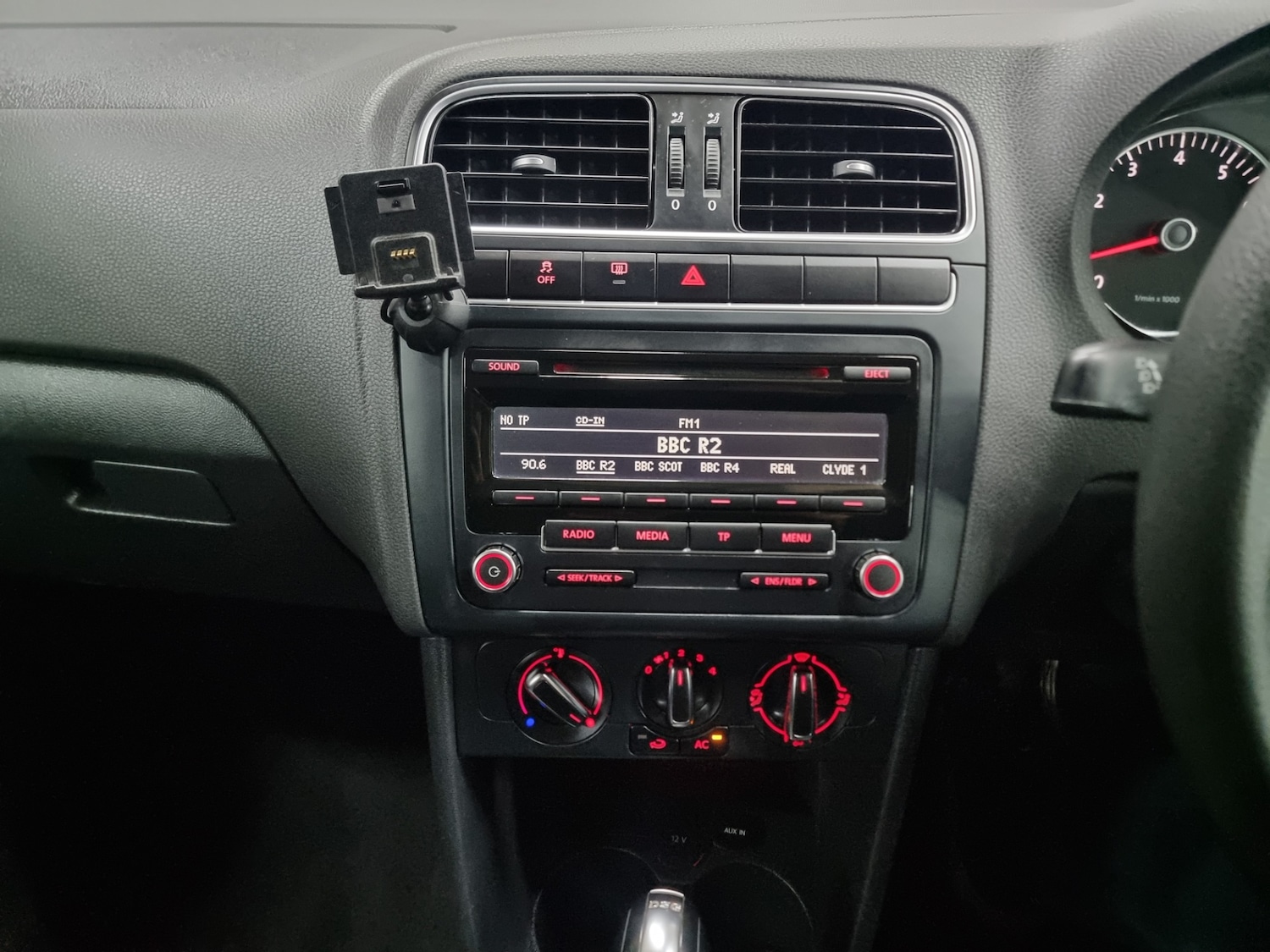 Used Volkswagen Polo 2012 for sale - 76933612: Photo 20