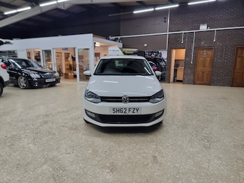 Used Volkswagen Polo 2012 for sale - 76933612: Photo