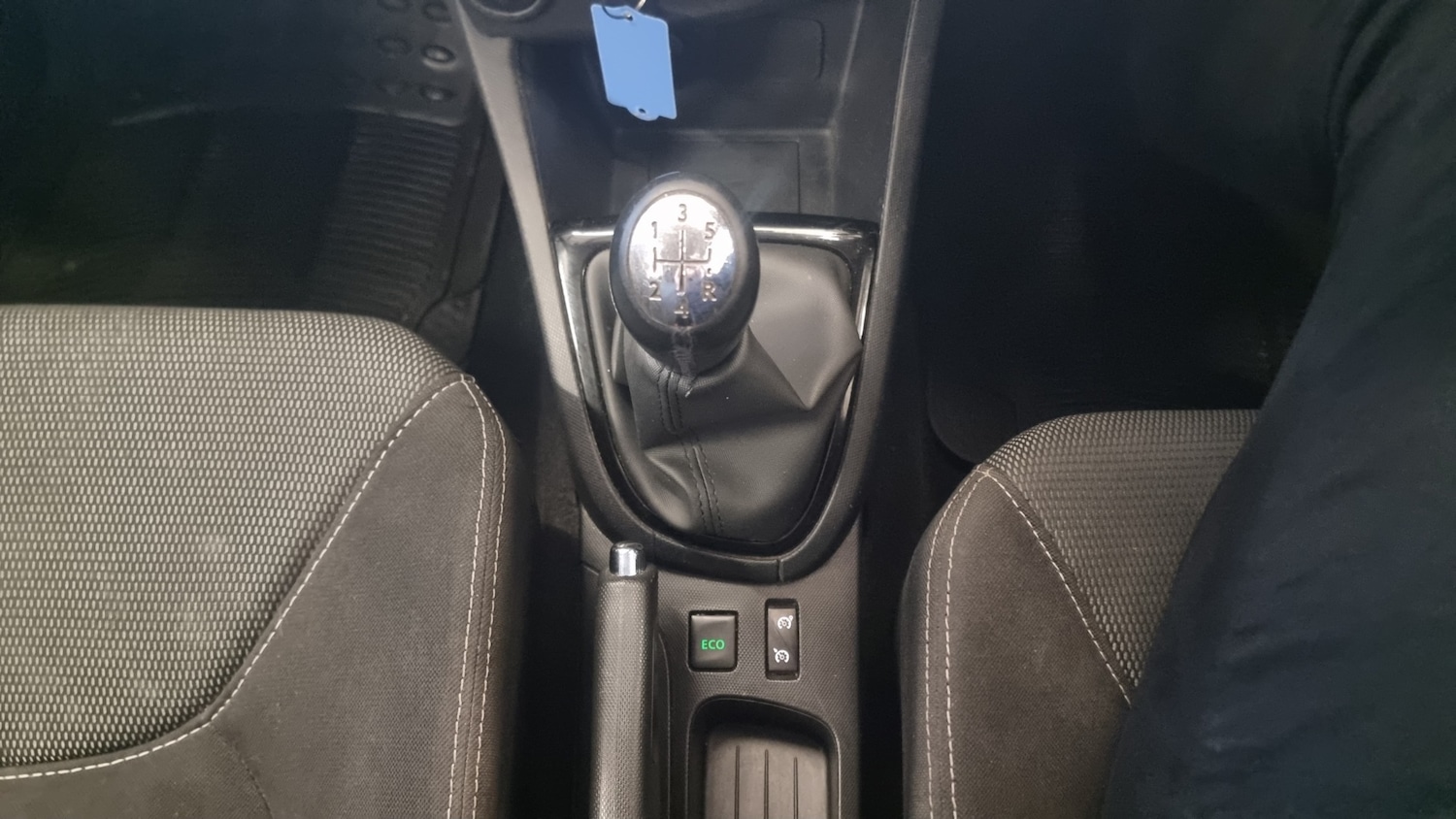 Used Renault Clio 2014 for sale - 74207574: Photo 12