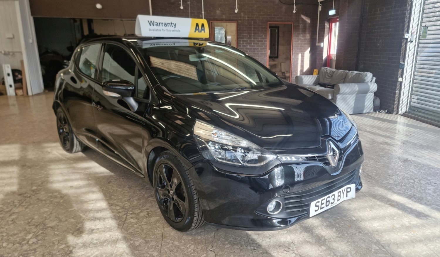 Used Renault Clio 2014 for sale - 74207574: Photo 3