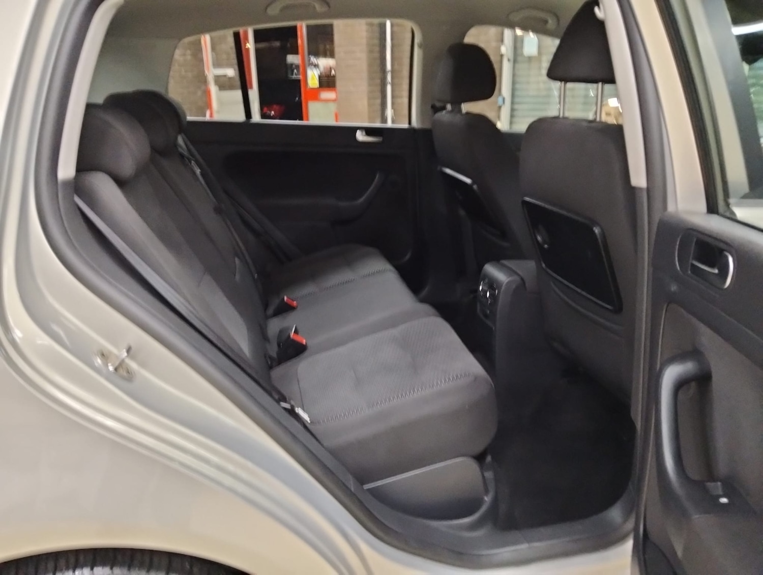 Used Volkswagen Golf Plus 2010 for sale - 76551164: Photo 11