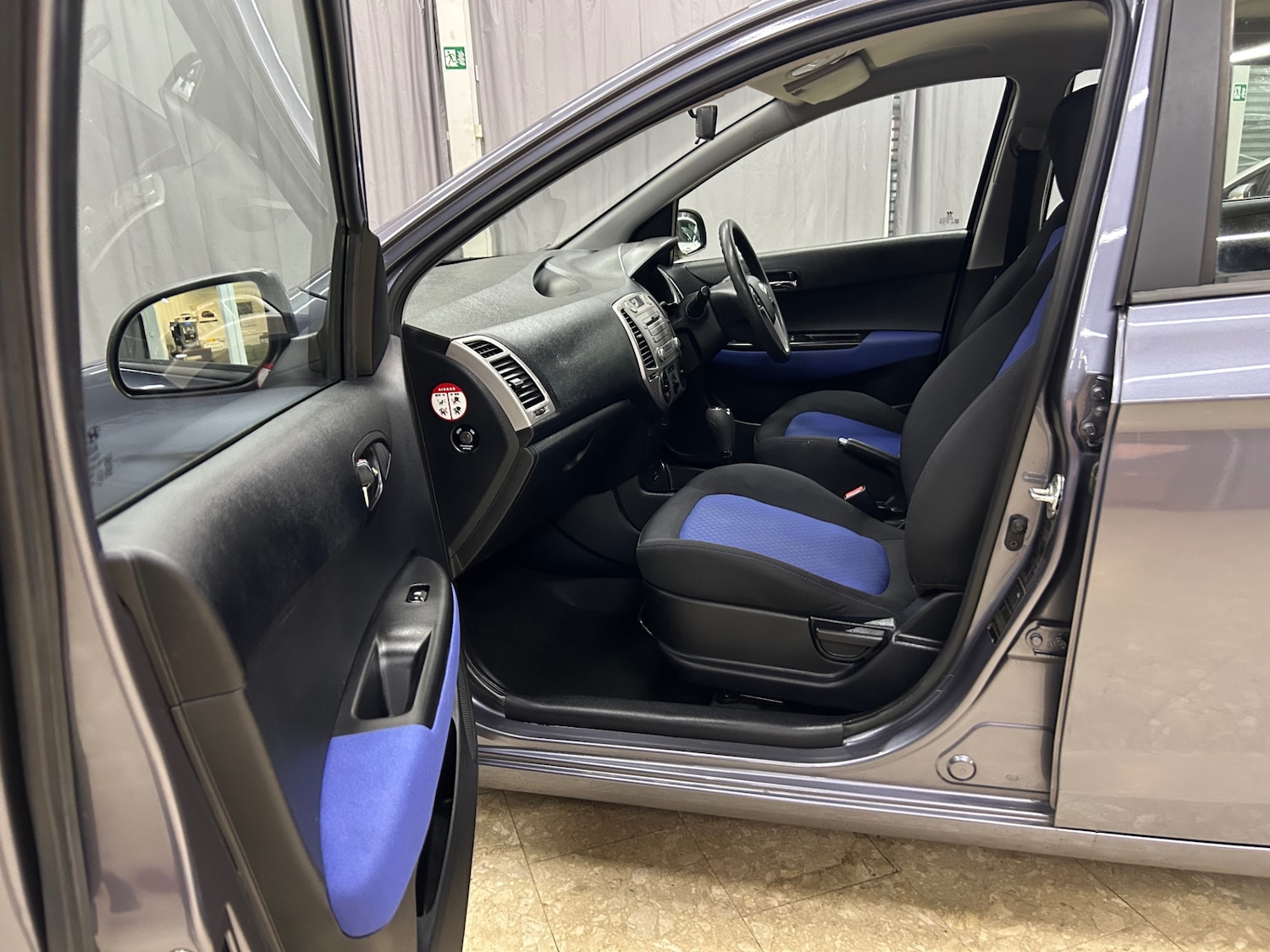 Used Hyundai i20 2009 for sale - 76858731: Photo 14