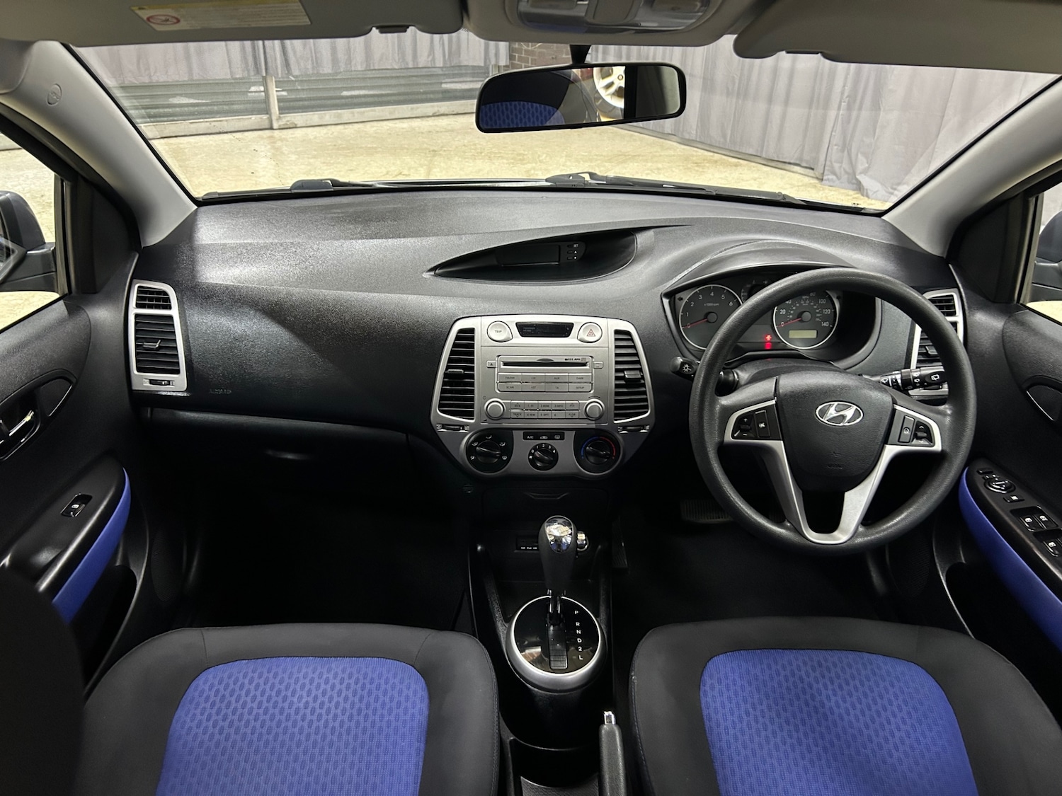 Used Hyundai i20 2009 for sale - 76858731: Photo 17