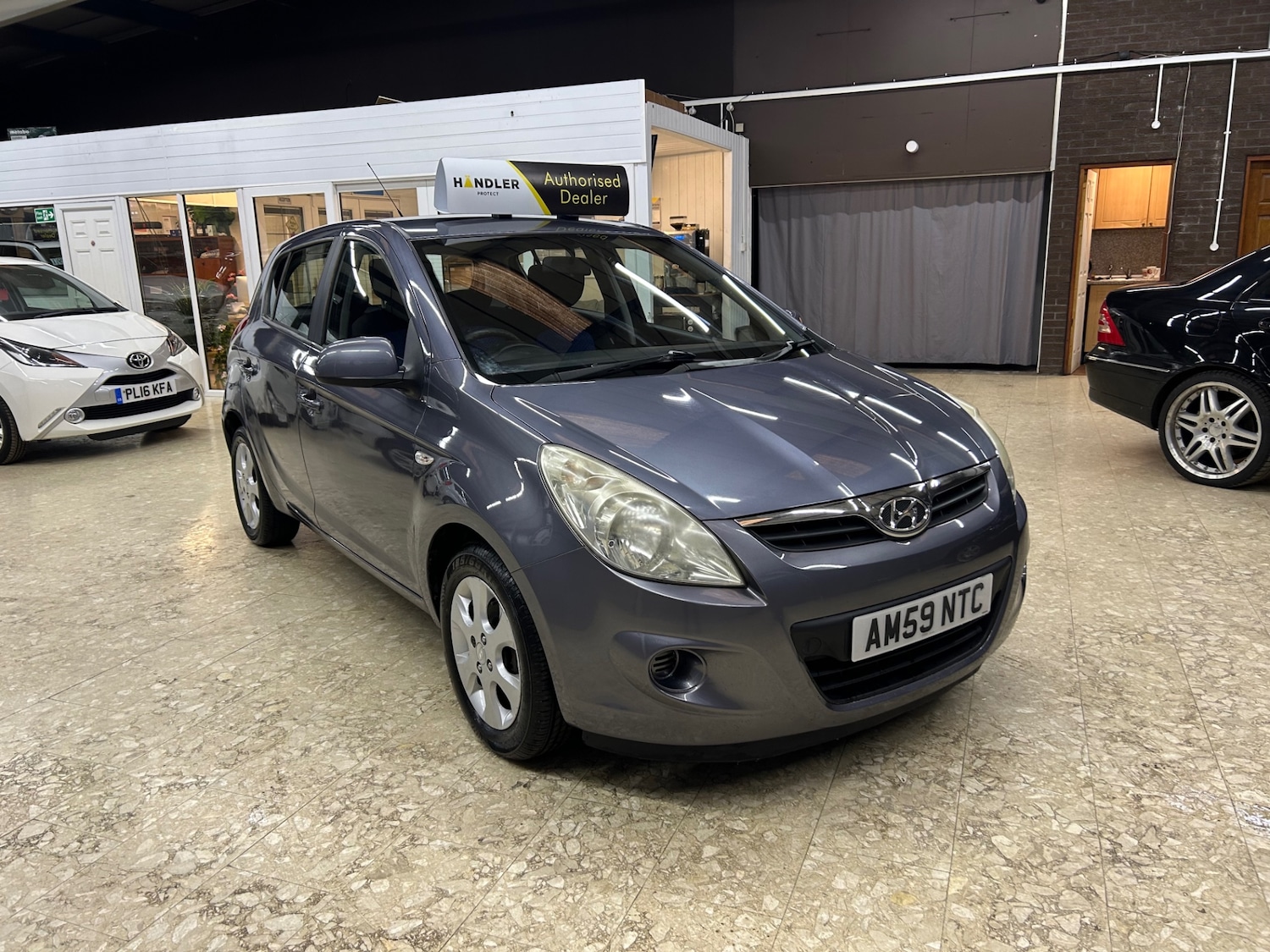 Used Hyundai i20 2009 for sale - 76858731: Photo 3